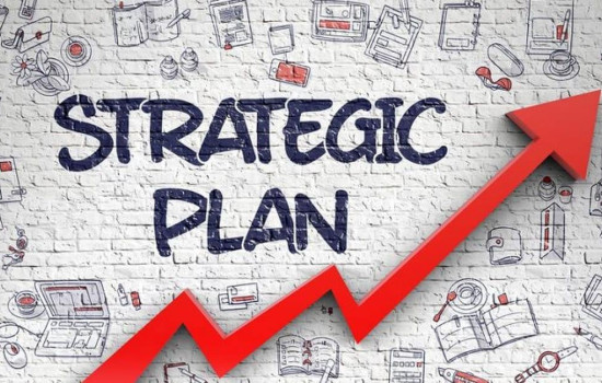 تقييم الخطط التنفيذية والسياسات والتحليل الاستراتيجي